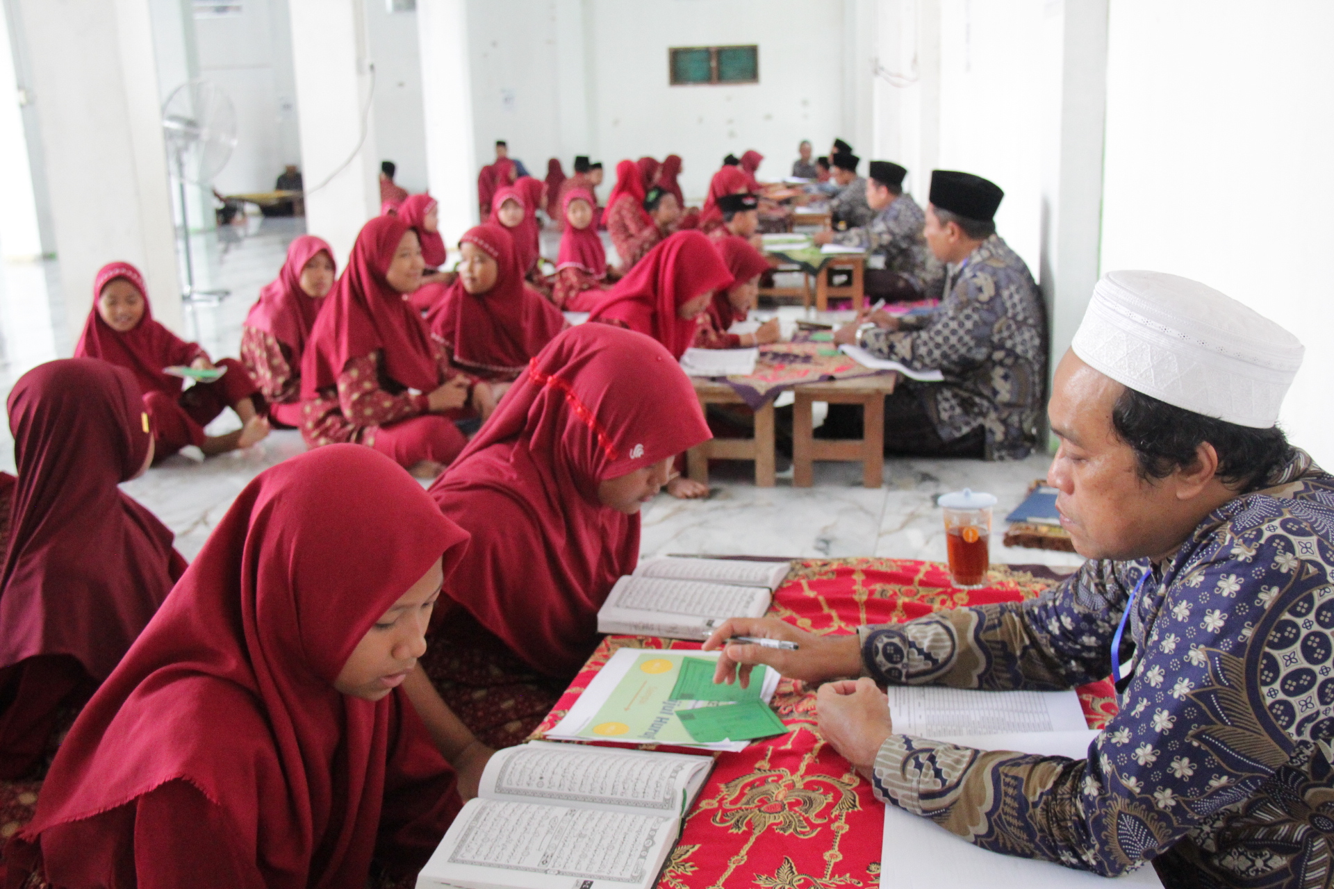 Taman Pendidikan Al-Qur’an adalah (oleh AI)